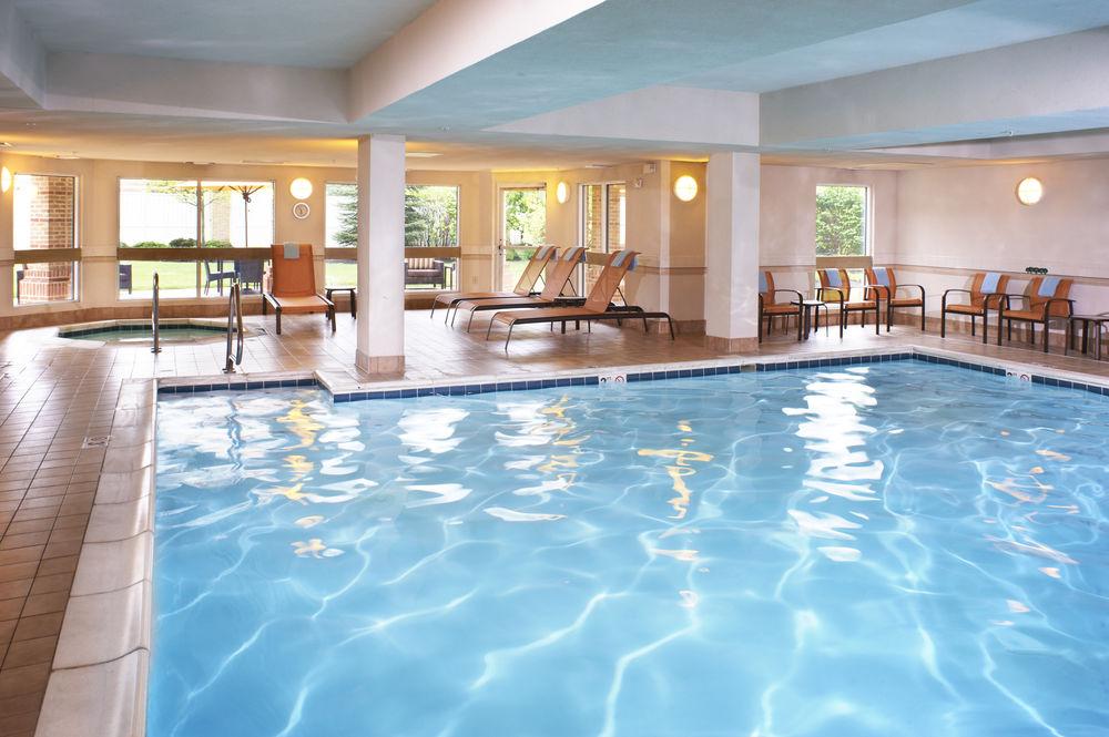 Hotel Courtyard Cleveland Airport South Middleburg Heights Esterno foto